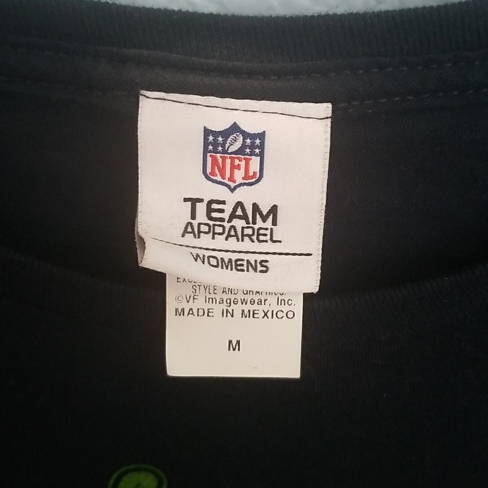 Seattle Seahawks tshirt  - Picture 3 of 3